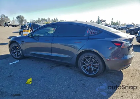 2022 Tesla Model 3 from USA, damaged, VIN 5YJ3E1EA1NF375538